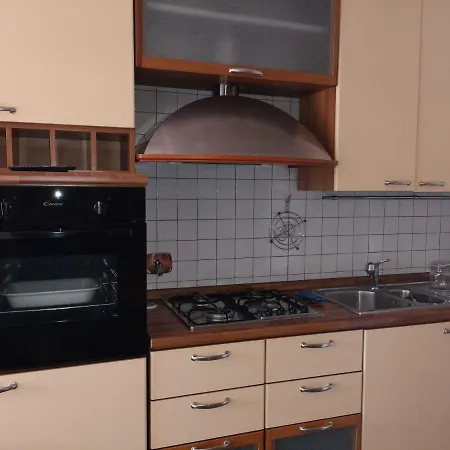 Checchi House * Roma