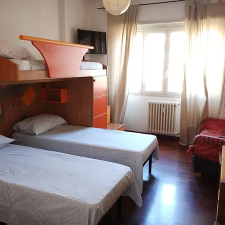 Апартаменты Checchi House