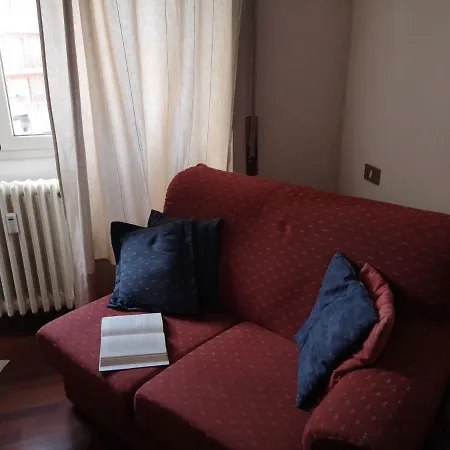 Checchi House Appartement *